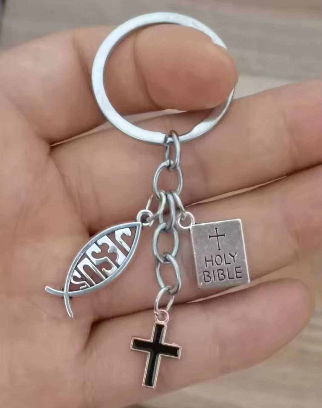 Llavero Trilogía Cristiana – Ichthys, Cruz y Biblia ✝️🐟📖