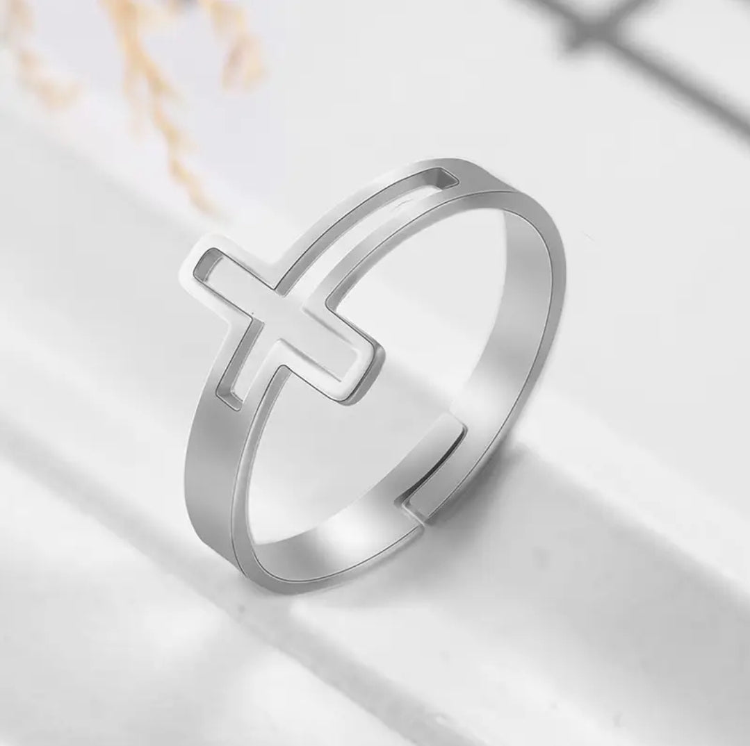 Anillo Magdala | Cruz Ajustable — Una Vida Restaurada