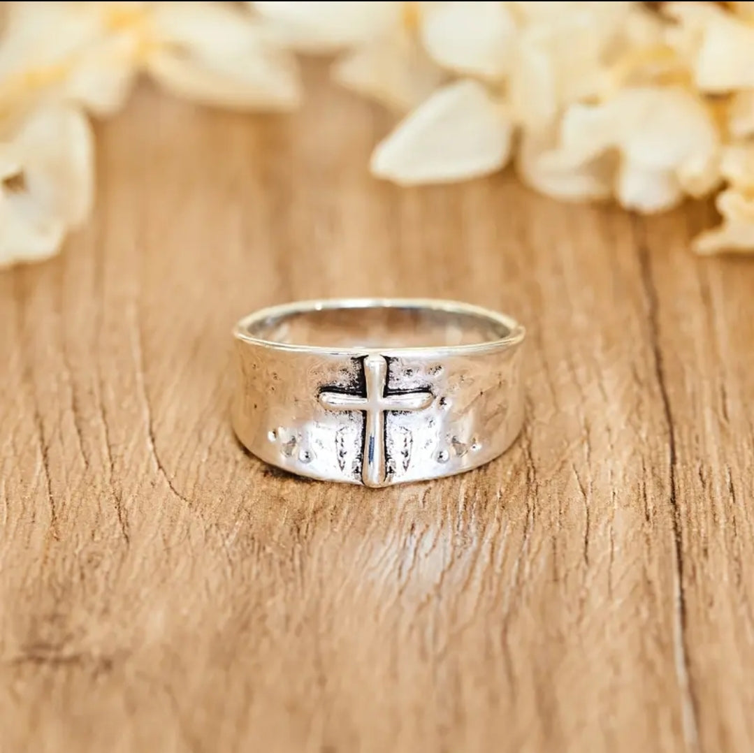 Anillo Dina — Tu valor está en las manos de Dios