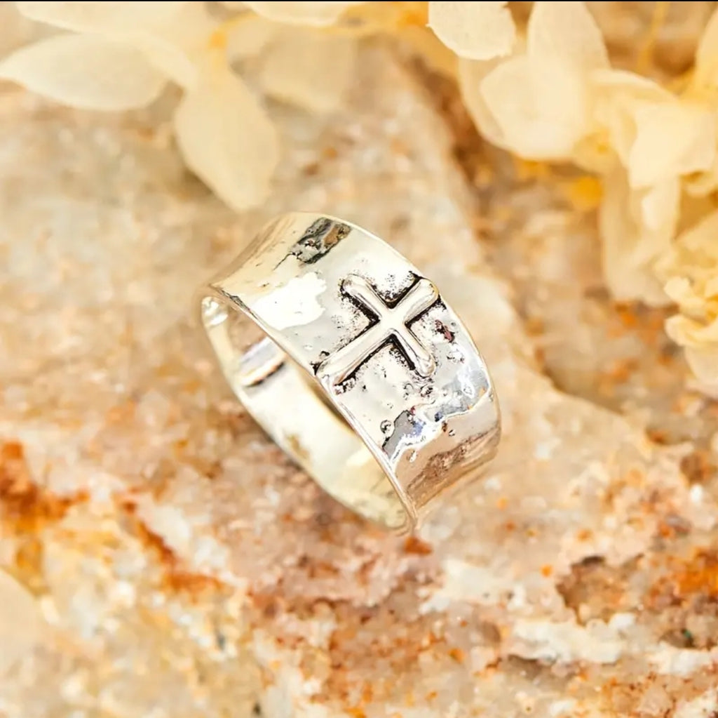 Anillo Dina — Tu valor está en las manos de Dios