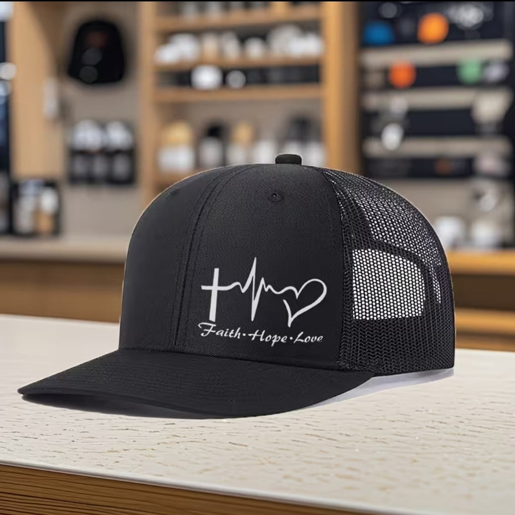 🧢 Jockey Cristiano “Faith • Hope • Love” – Edición Premium