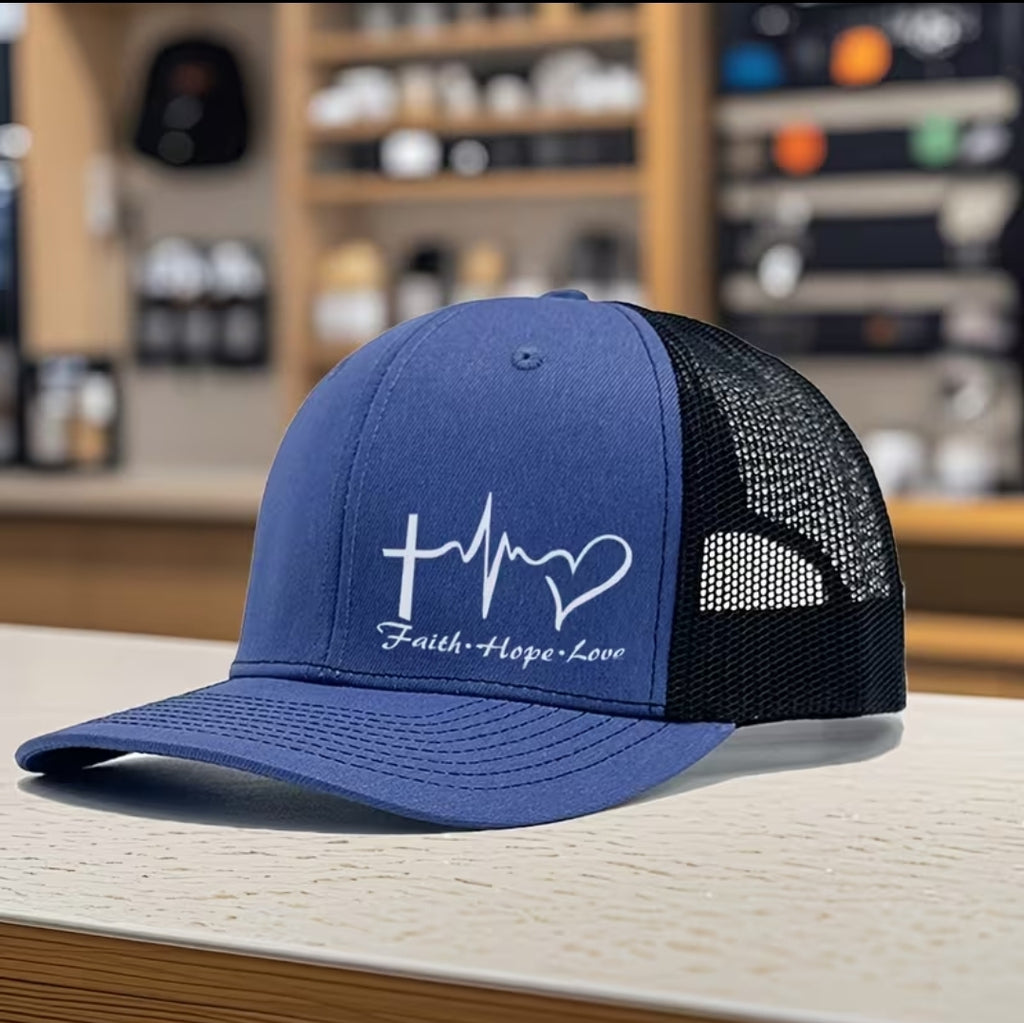 🧢 Jockey Cristiano “Faith • Hope • Love” – Edición Premium