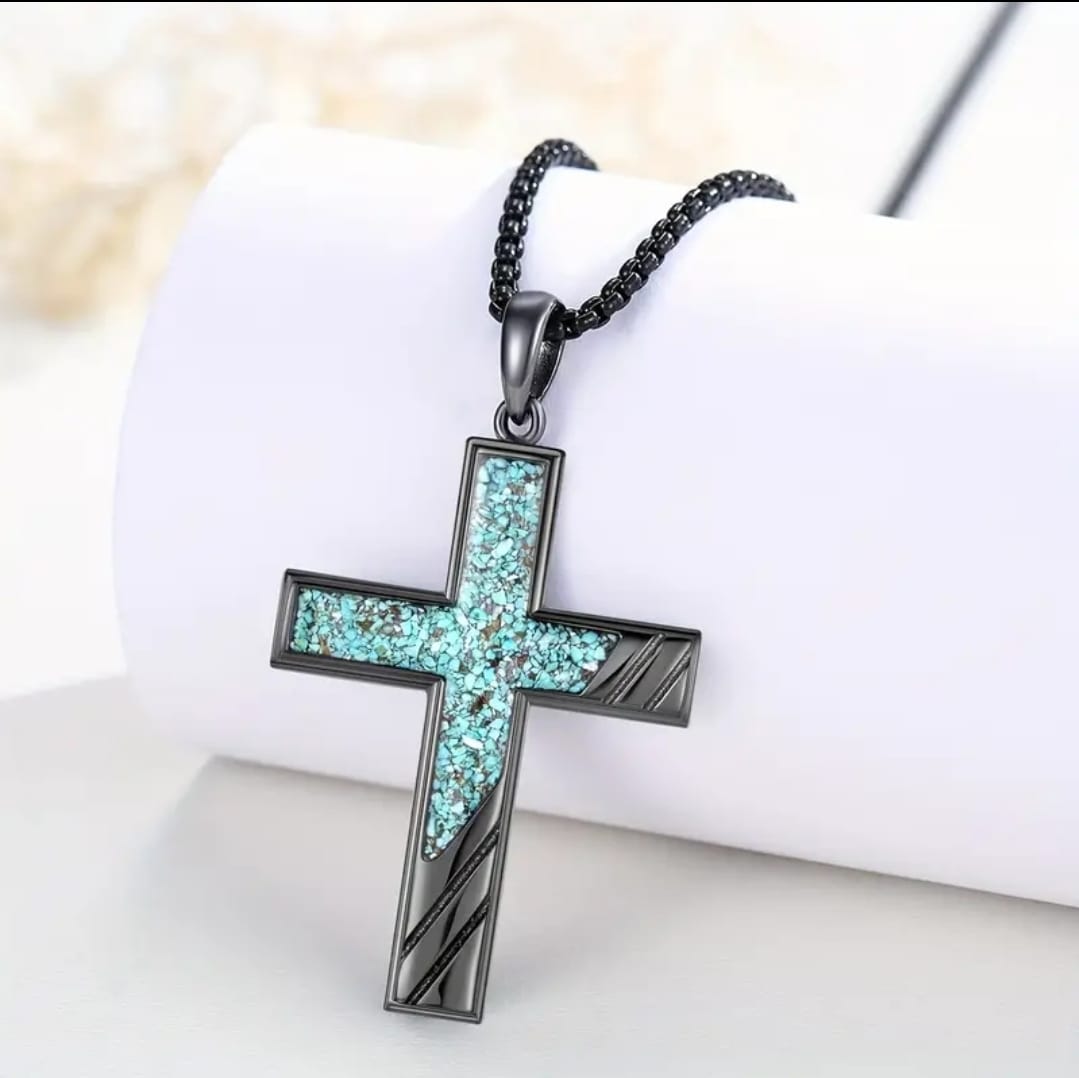 Collar Cruz Turquesa en Acero Inoxidable — Tu Luz en Medio de la Oscuridad