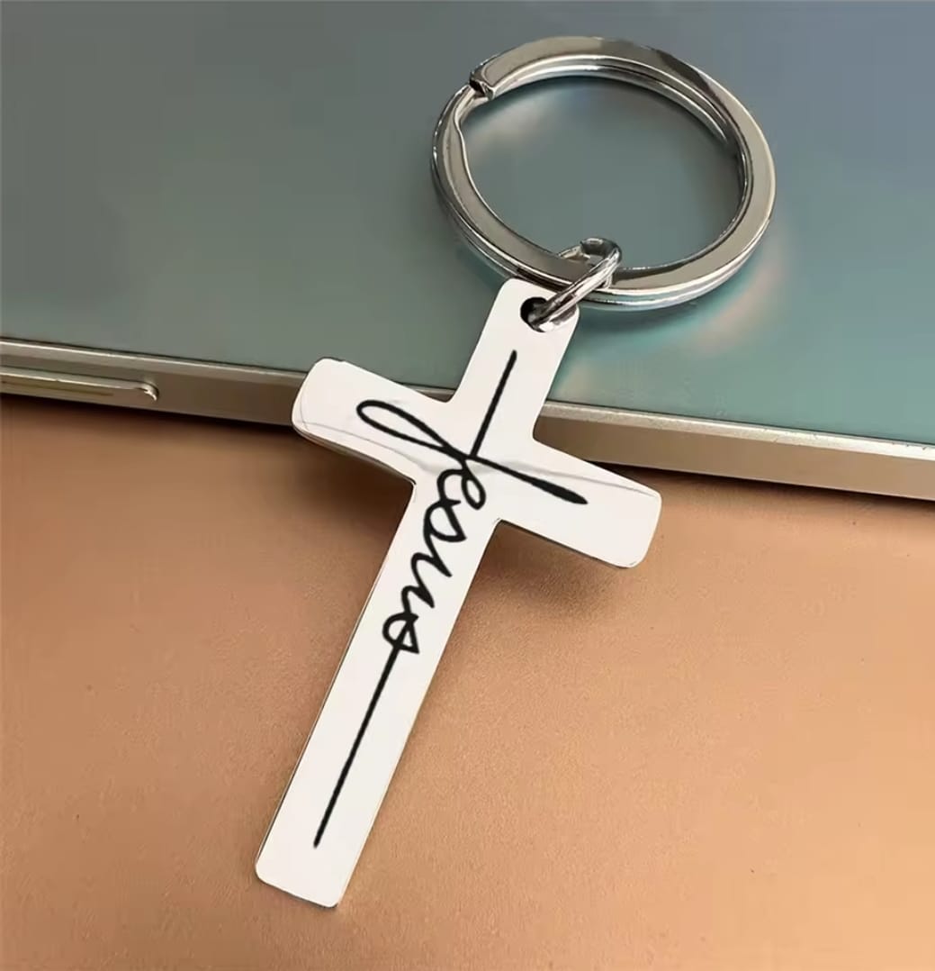 Llavero Cruz “Jesus” — Tu Fe, Visible en Cada Paso