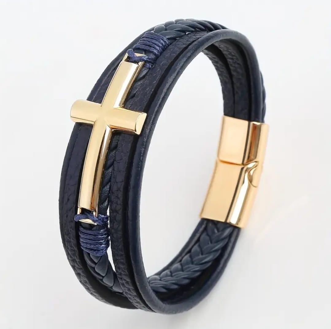 Pulsera Cruz Cuero Multicapa — Silas