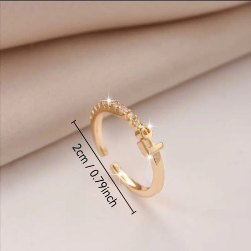 Anillo Ajustable "Fe" con Circonias — Dorado