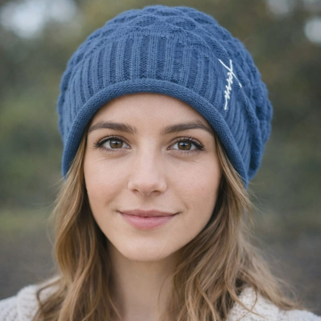 Gorro de Fe — Cruz Bordada Cristiano Urbano Azul