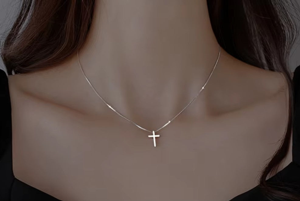 Collar Elí | Cruz en Plata 925 — Fidelidad que Prepara ✝️