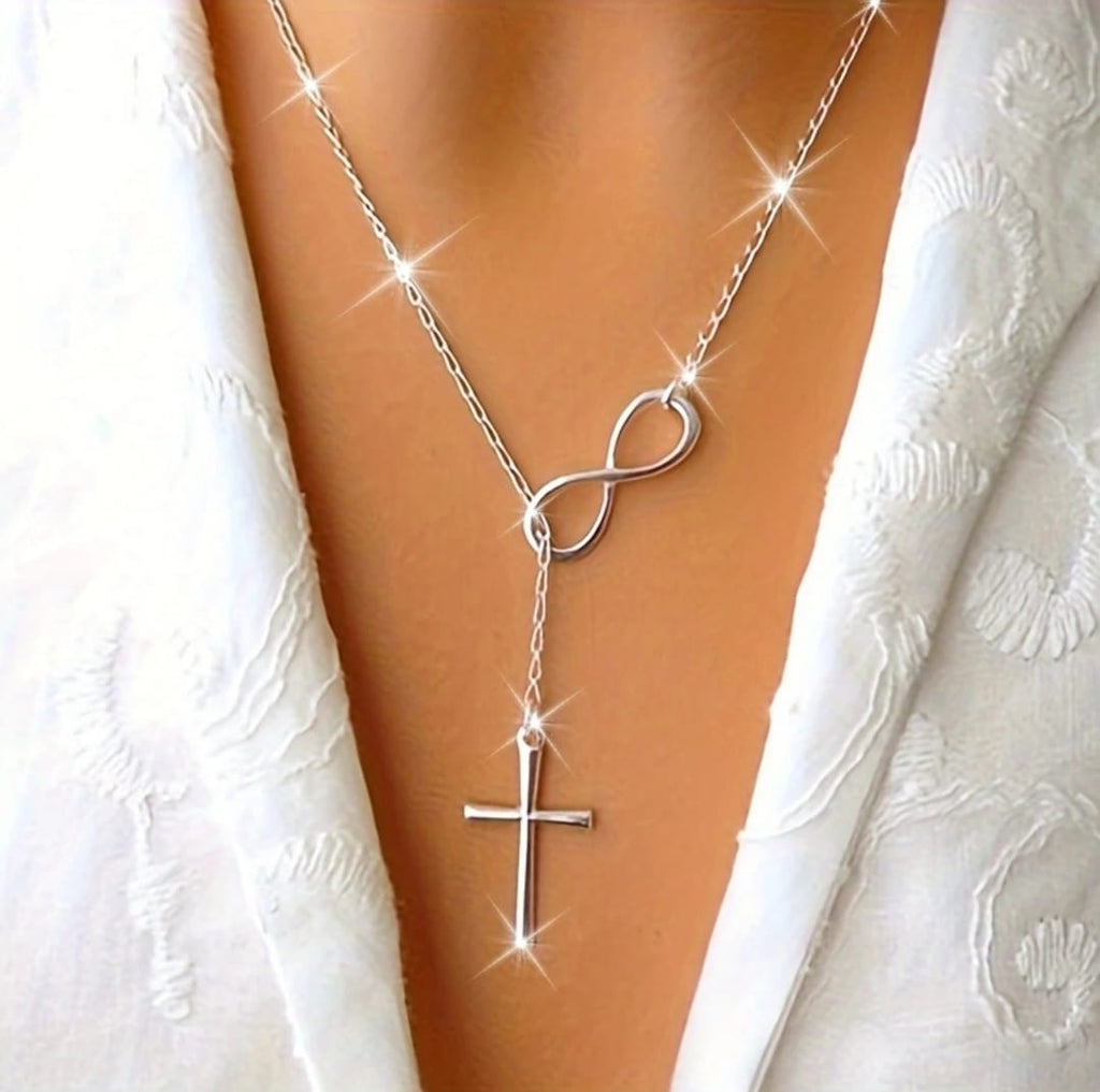 Collar Nahúm | Cruz en Acero — Refugio en la Angustia ✝️