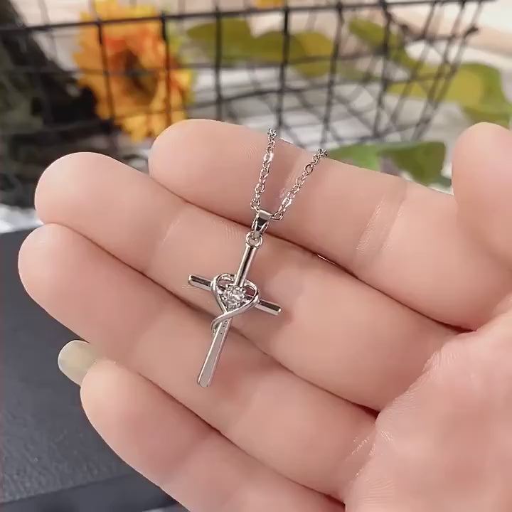 Collar Susana | Cruz con Corazón en Plata 925 — Fe y Amor ✝️❤️