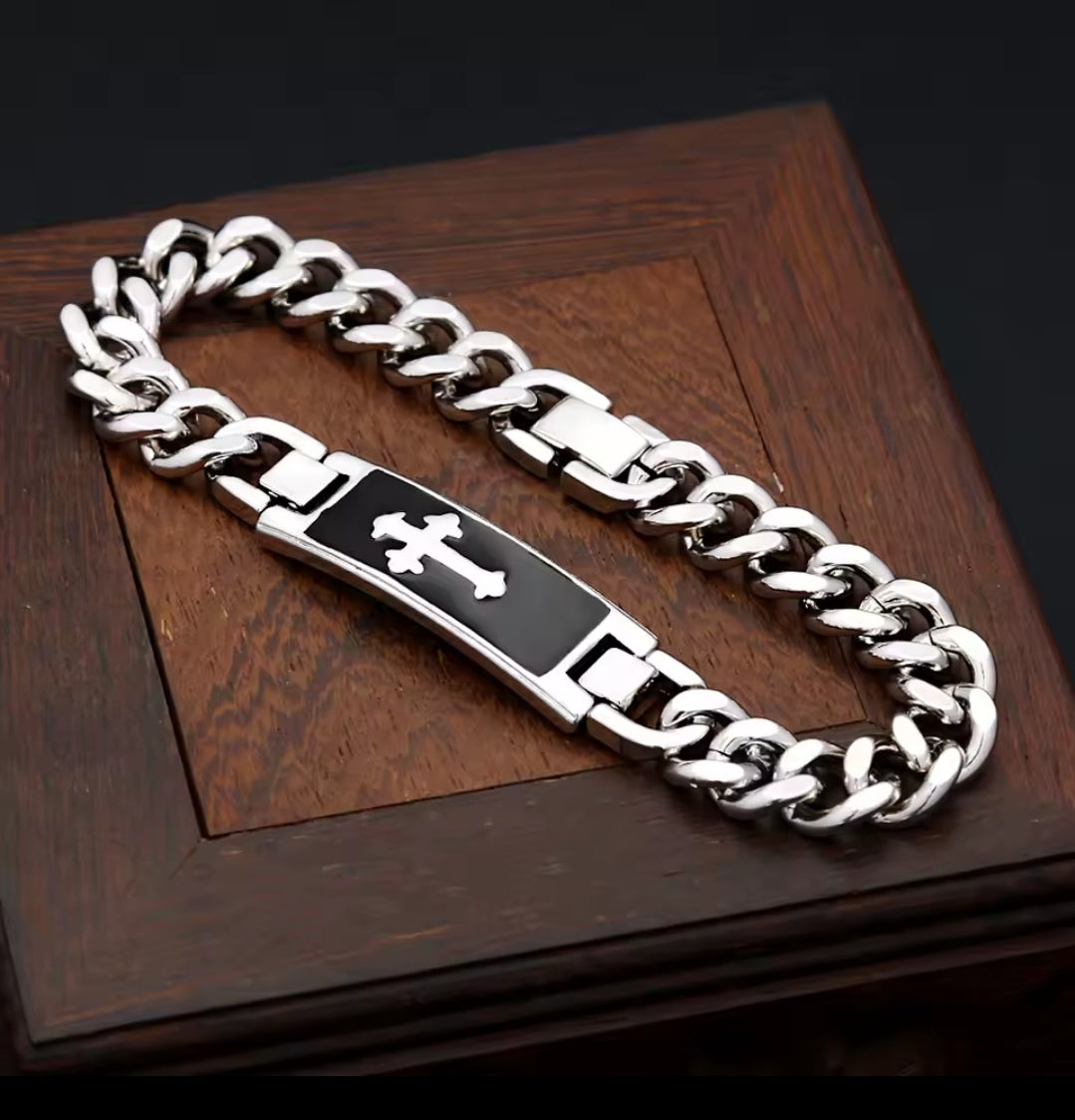 Pulsera la roca