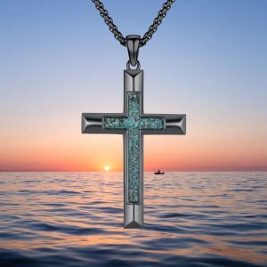 Collar Cruz Turquesa en Acero Inoxidable — Tu Paz en Medio de la Tormenta
