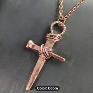 Collar Cruz Clavo de Jesús Color Cobre | Collar Cristiano de Acero Inoxidable Premium | Joyería Cristiana de Fe para Hombre y Mujer